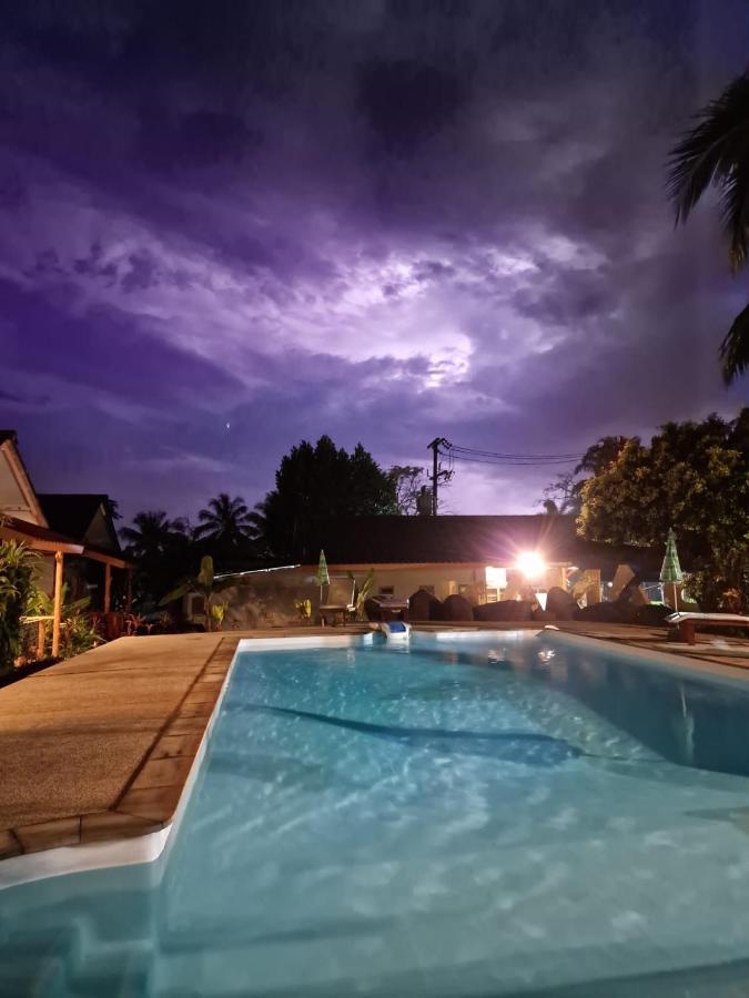 Khaolak Banana Bungalow Khao Lak Exterior photo