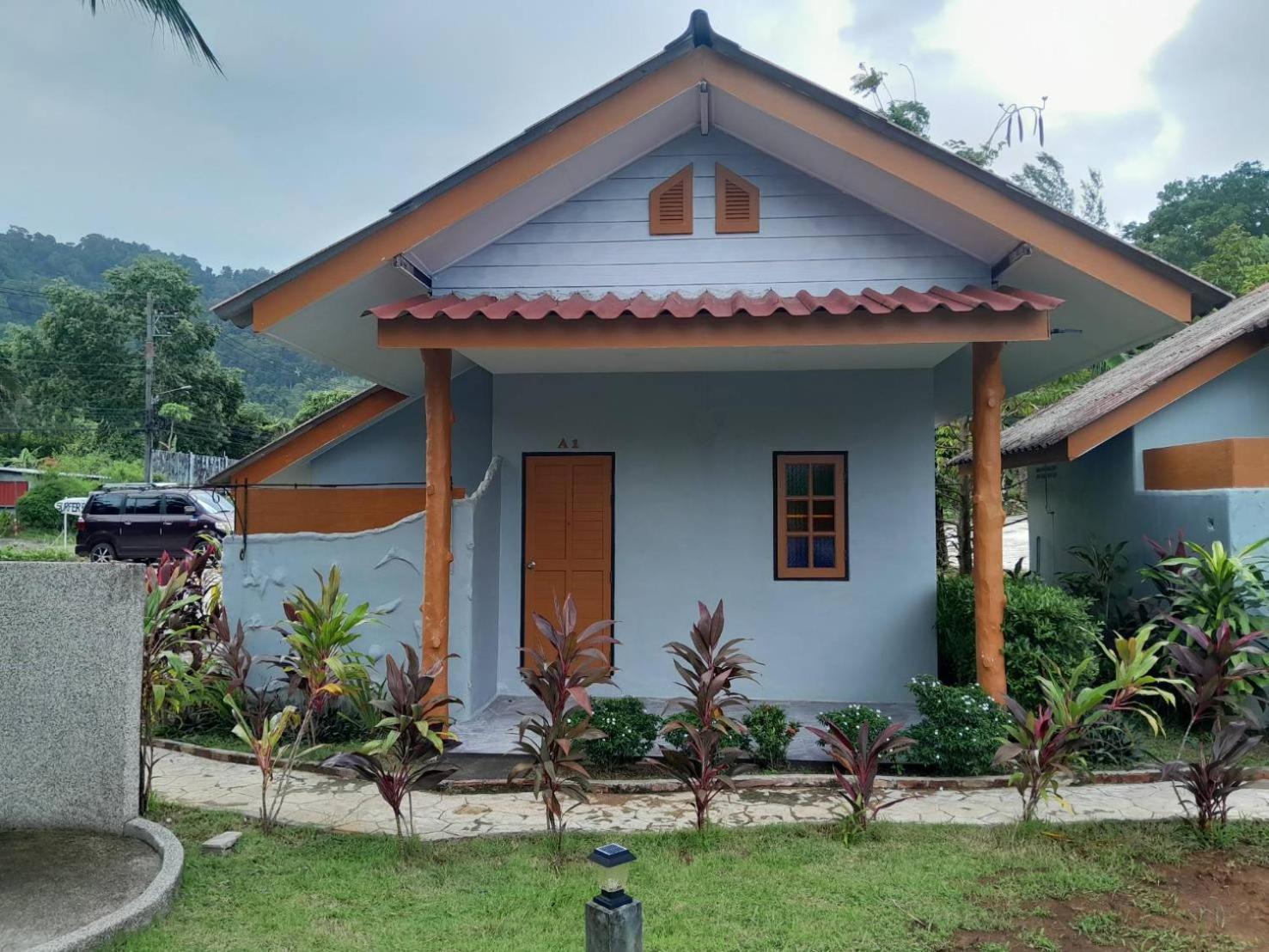 Khaolak Banana Bungalow Khao Lak Exterior photo