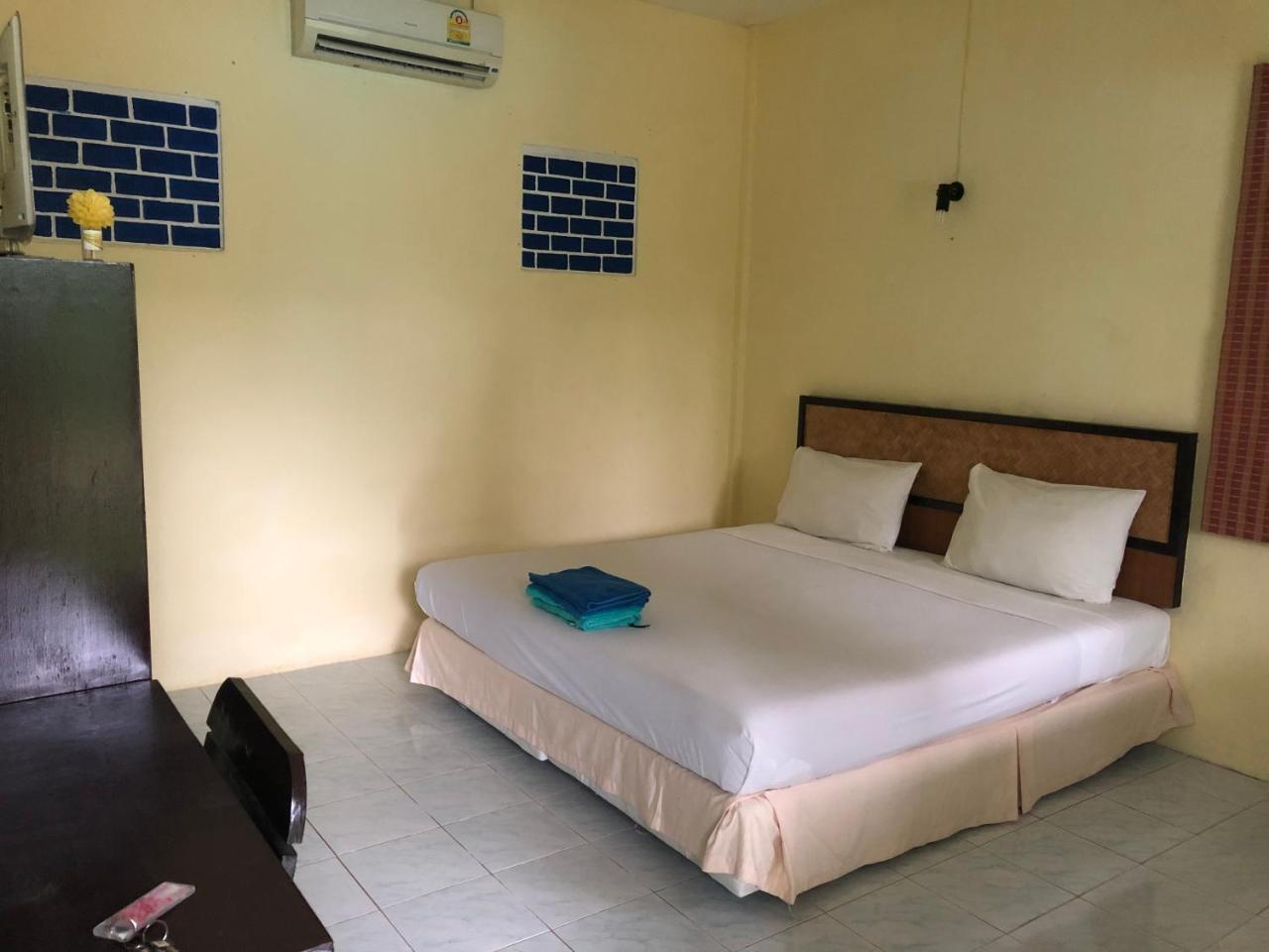 Khaolak Banana Bungalow Khao Lak Exterior photo