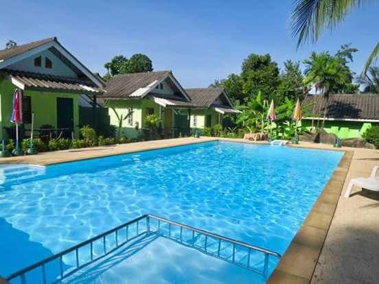 Khaolak Banana Bungalow Khao Lak Exterior photo